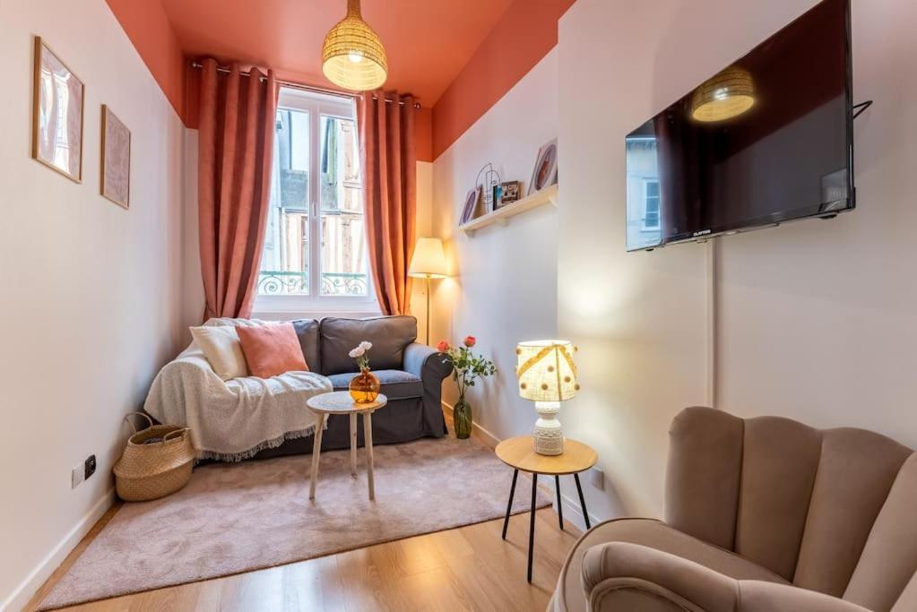 Apartment Selene By Kleidos - T2 Romantique Dans Le Centre Historique De Rouen, Proche Gare *